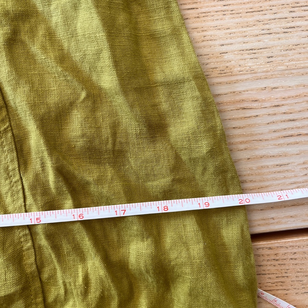 Button-Front Midi Dress in 100% Linen - Picture 8 of 10